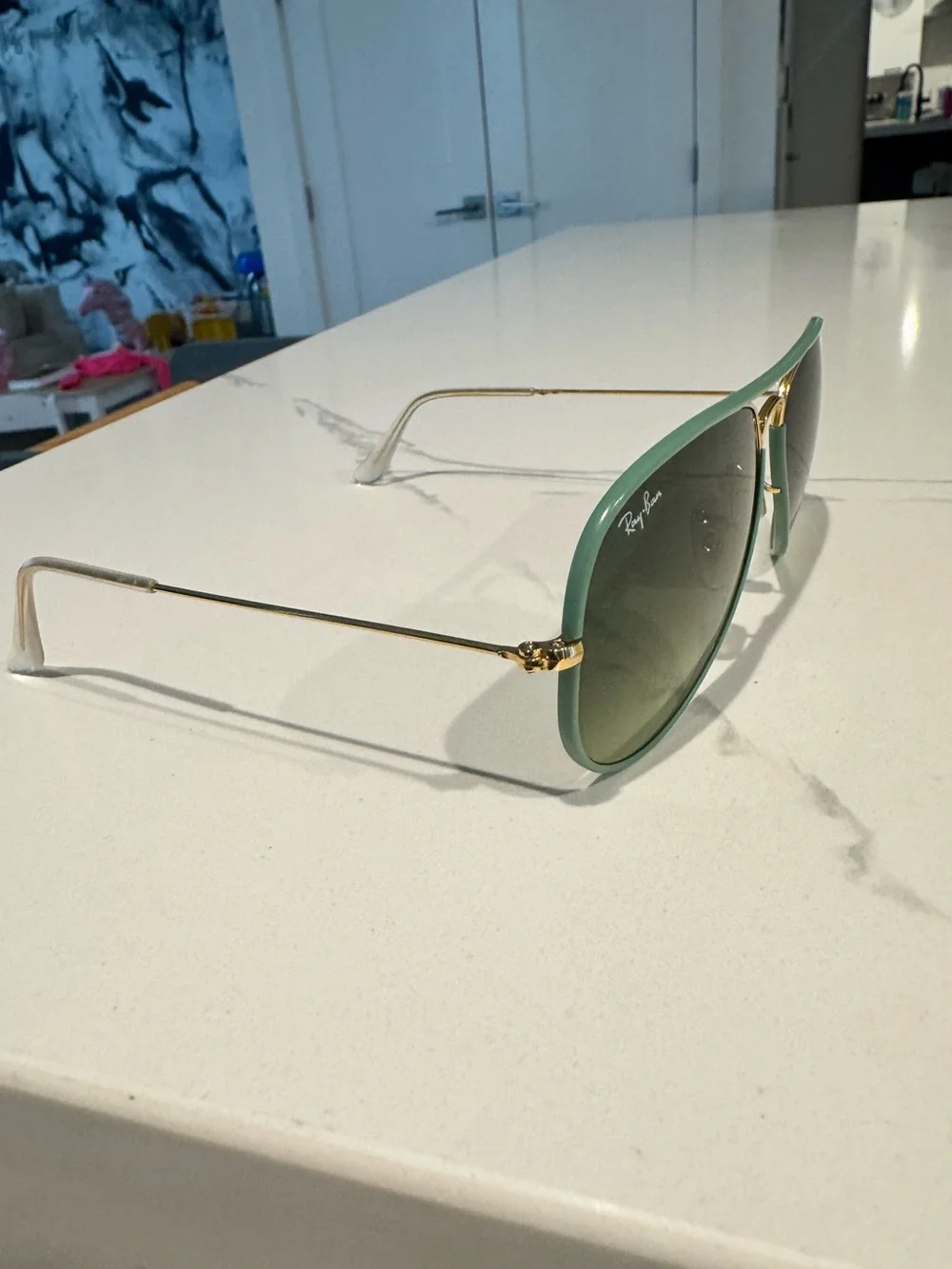 Aviator ray-ban sunglasses - teal - good great condition - Picture 4 of 5